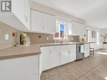 61 MOFFATT LANE Guelph (Clairfields/Hanlon Business Park) Ontario photo 15