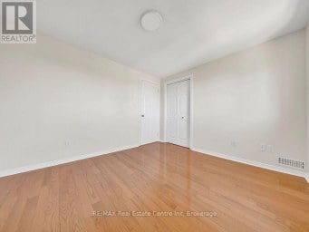 61 MOFFATT LANE Guelph (Clairfields/Hanlon Business Park) Ontario photo 30