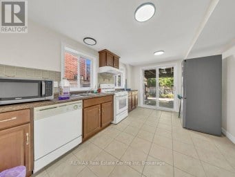 61 MOFFATT LANE Guelph (Clairfields/Hanlon Business Park) Ontario photo 34