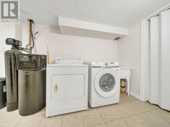 61 MOFFATT LANE Guelph (Clairfields/Hanlon Business Park) Ontario photo 40