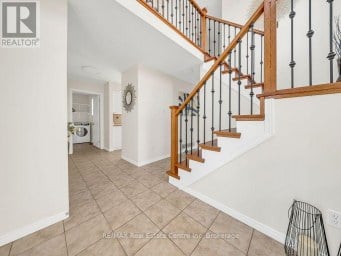 61 MOFFATT LANE Guelph (Clairfields/Hanlon Business Park) Ontario photo 5
