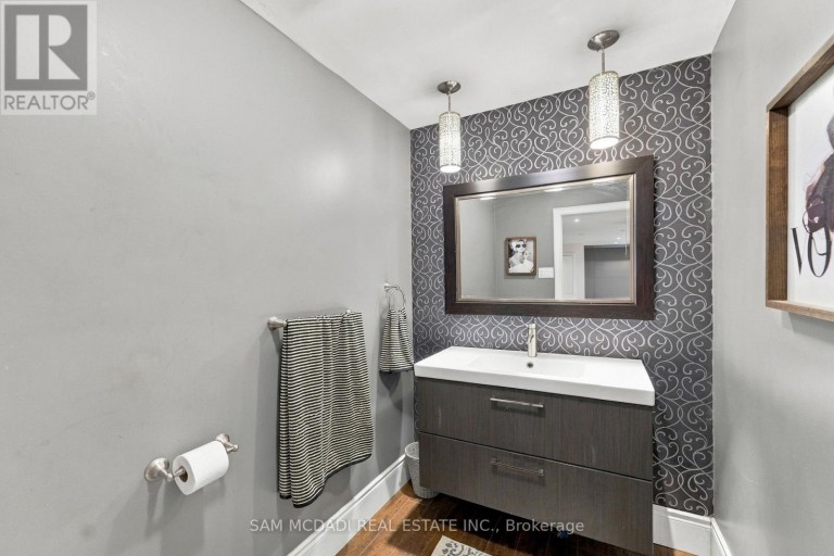 8375 CREDITVIEW ROAD, Brampton (Credit Valley), Ontario, L6Y0G7