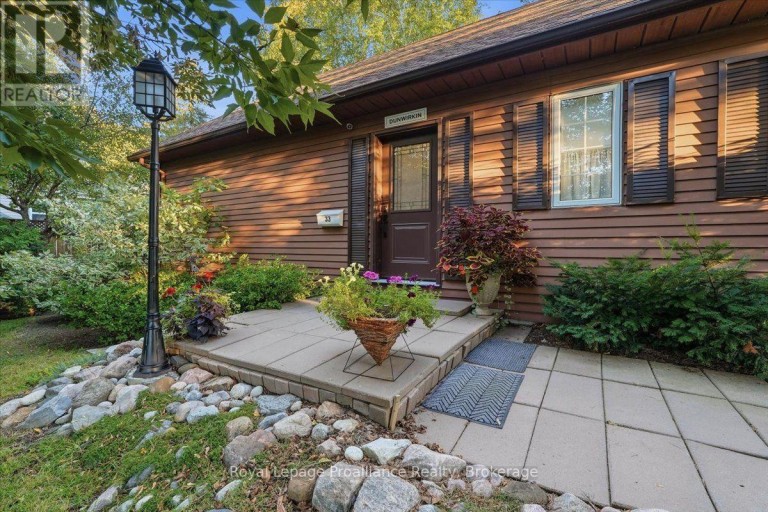 33 LESLEY DRIVE, Belleville (Belleville Ward), Ontario, K8N4G2