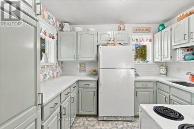 33 LESLEY DRIVE Belleville (Belleville Ward) Ontario photo 14