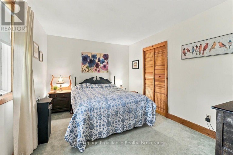33 LESLEY DRIVE, Belleville (Belleville Ward), Ontario, K8N4G2