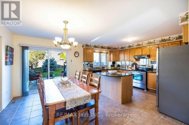 1546 RORISON STREET Oshawa (Taunton) Ontario photo 6
