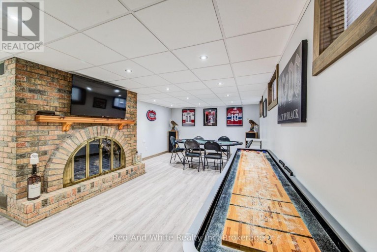 192 WARREN ROAD, Kitchener, Ontario, N2M4T7