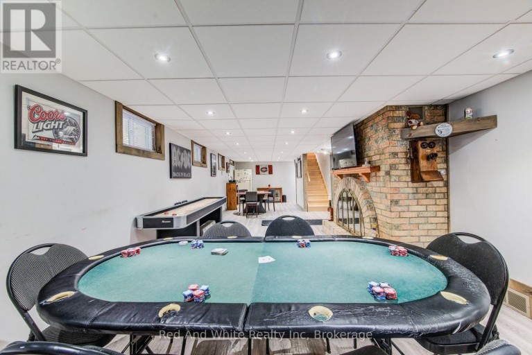 192 WARREN ROAD, Kitchener, Ontario, N2M4T7