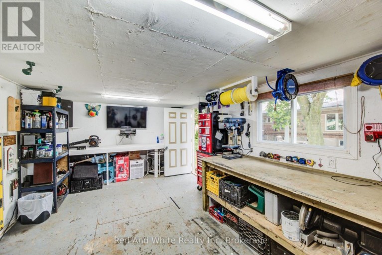 192 WARREN ROAD, Kitchener, Ontario, N2M4T7