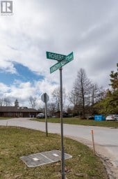 2 KENNEDY COURT Middlesex Centre (Ilderton) Ontario photo 4