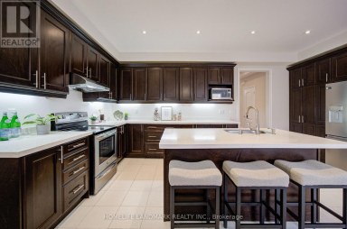 17 ETHERINGTON WAY Markham (Victoria Square) Ontario photo 15