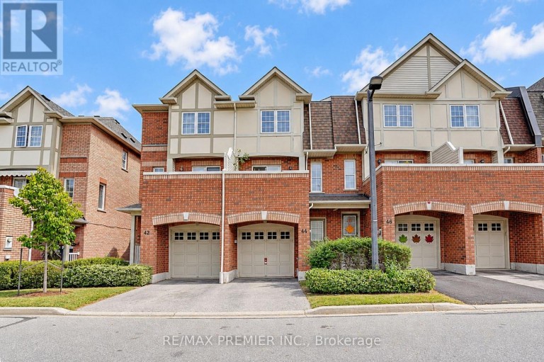 44 - 3030 BREAKWATER COURT, Mississauga (Cooksville), Ontario, L5B4N8