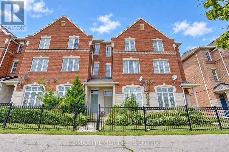 44 - 3030 BREAKWATER COURT, Mississauga (Cooksville), Ontario, L5B4N8