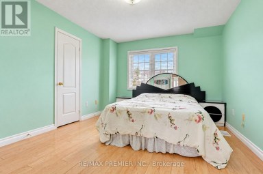 44 - 3030 BREAKWATER COURT Mississauga (Cooksville) Ontario photo 32