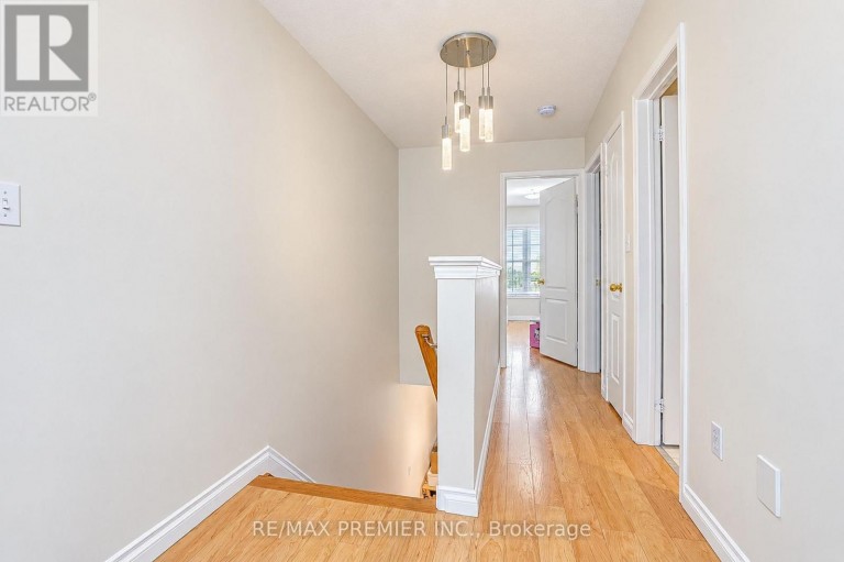 44 - 3030 BREAKWATER COURT, Mississauga (Cooksville), Ontario, L5B4N8