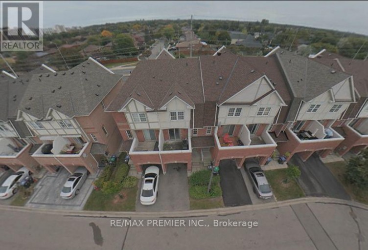 44 - 3030 BREAKWATER COURT, Mississauga (Cooksville), Ontario, L5B4N8
