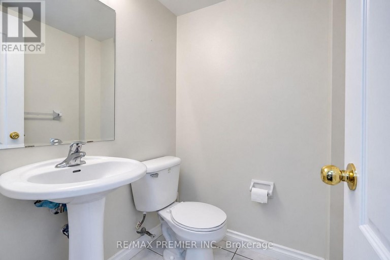 44 - 3030 BREAKWATER COURT, Mississauga (Cooksville), Ontario, L5B4N8