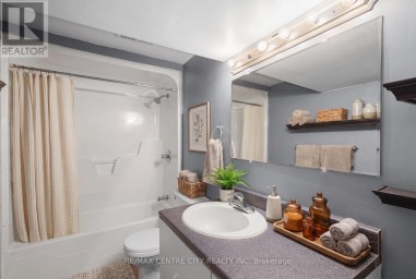 71 CAVENDISH CRESCENT London North (North N) Ontario photo 40