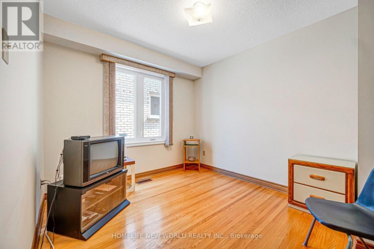 36 PURCELL SQUARE, Toronto (Steeles), Ontario, M1V3Y3
