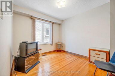 36 PURCELL SQUARE Toronto (Steeles) Ontario photo 17