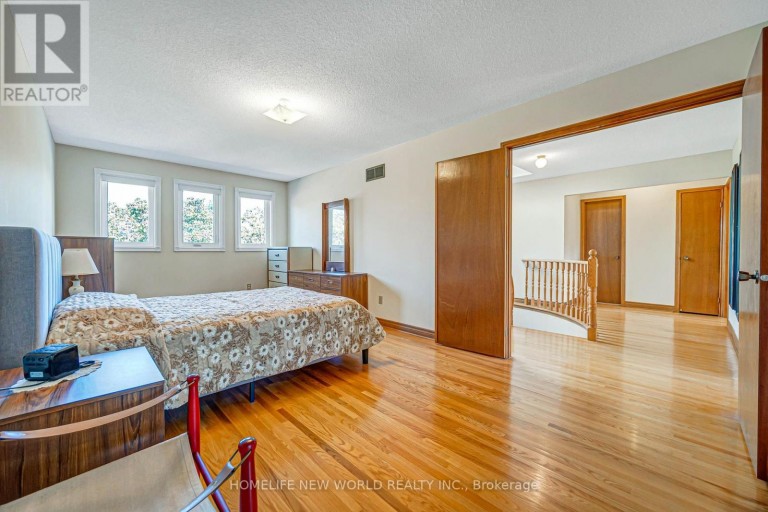 36 PURCELL SQUARE, Toronto (Steeles), Ontario, M1V3Y3