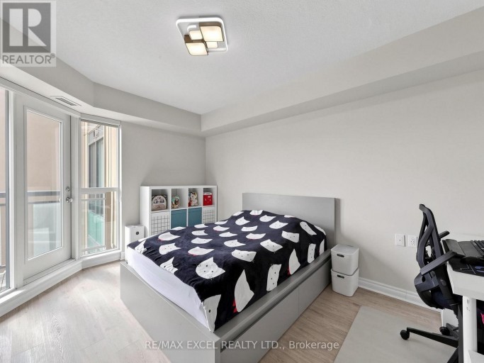 711 - 920 SHEPPARD AVENUE W, Toronto (Bathurst Manor), Ontario, M3H0A2