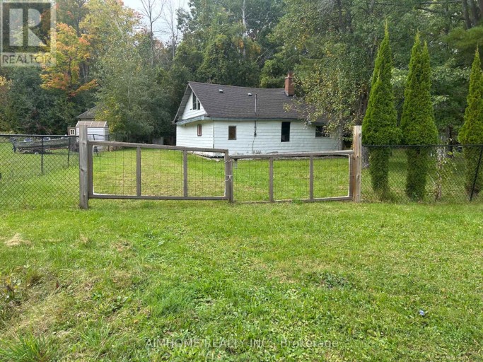 8 CHRISTIDIS DRIVE, Georgina (Sutton & Jackson's Point), Ontario, L0E1L0