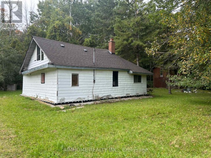 8 CHRISTIDIS DRIVE, Georgina (Sutton & Jackson's Point), Ontario, L0E1L0