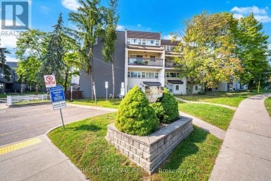 79 - 3050 CONSTITUTION BOULEVARD Mississauga (Applewood) Ontario photo 1