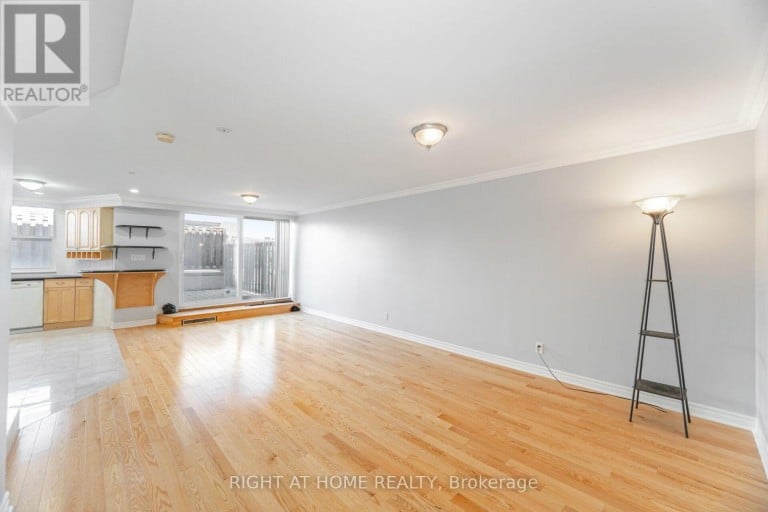 79 - 3050 CONSTITUTION BOULEVARD, Mississauga (Applewood), Ontario, L4Y3X1