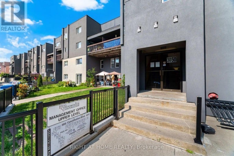 79 - 3050 CONSTITUTION BOULEVARD, Mississauga (Applewood), Ontario, L4Y3X1