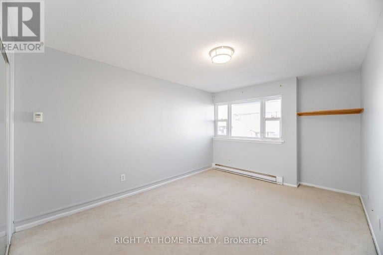 79 - 3050 CONSTITUTION BOULEVARD, Mississauga (Applewood), Ontario, L4Y3X1