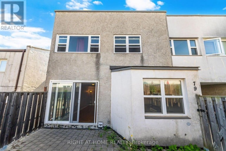 79 - 3050 CONSTITUTION BOULEVARD, Mississauga (Applewood), Ontario, L4Y3X1