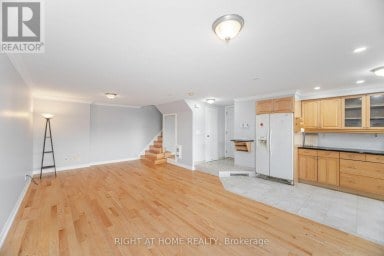 79 - 3050 CONSTITUTION BOULEVARD Mississauga (Applewood) Ontario photo 9