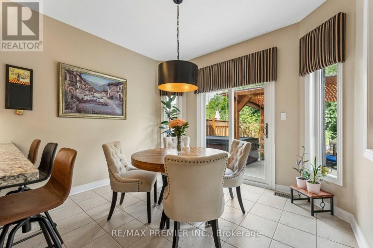 16 ROCKSTEP COURT, Brampton (Sandringham-Wellington), Ontario, L6R3H2