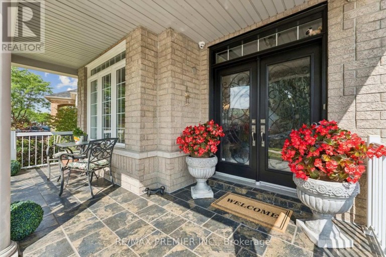 16 ROCKSTEP COURT, Brampton (Sandringham-Wellington), Ontario, L6R3H2