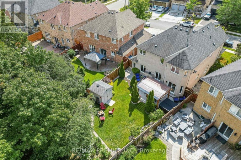 16 ROCKSTEP COURT, Brampton (Sandringham-Wellington), Ontario, L6R3H2