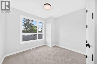 39A Moncton Road NE Calgary Alberta photo 21