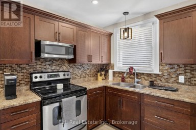 246 KING GEORGE STREET Peterborough (Otonabee Ward 1) Ontario photo 11