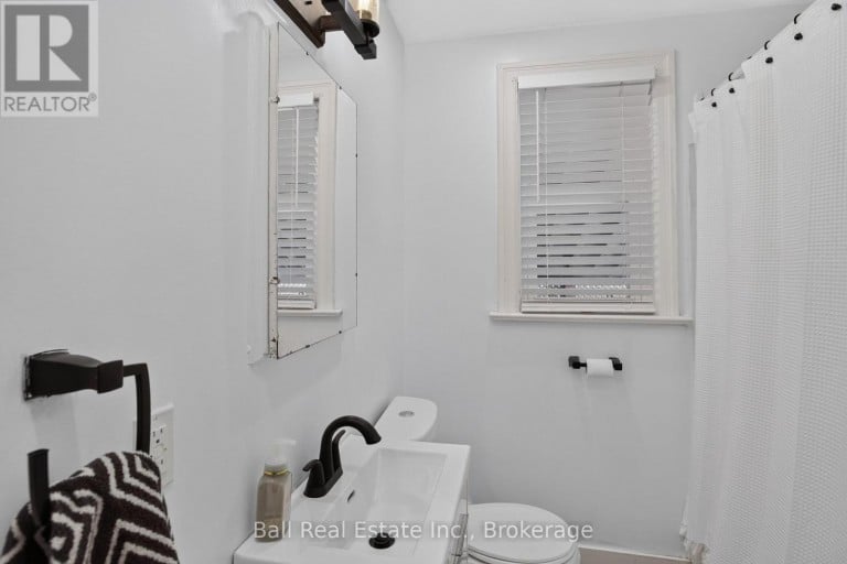 246 KING GEORGE STREET, Peterborough (Otonabee Ward 1), Ontario, K9J1R8
