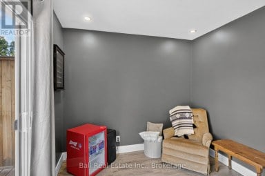 246 KING GEORGE STREET Peterborough (Otonabee Ward 1) Ontario photo 19