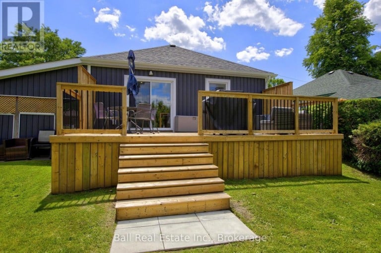 246 KING GEORGE STREET, Peterborough (Otonabee Ward 1), Ontario, K9J1R8