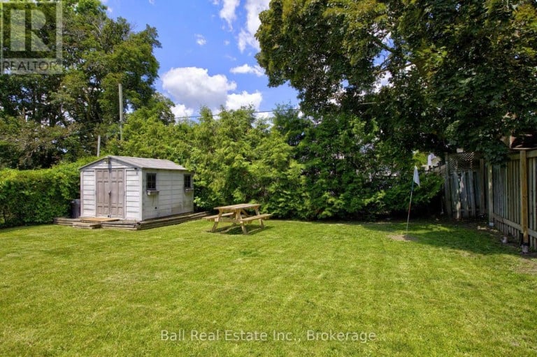 246 KING GEORGE STREET, Peterborough (Otonabee Ward 1), Ontario, K9J1R8
