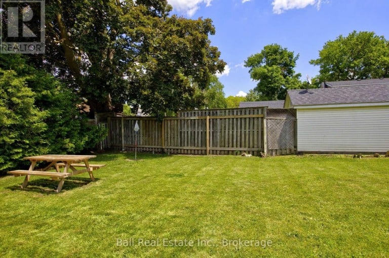 246 KING GEORGE STREET, Peterborough (Otonabee Ward 1), Ontario, K9J1R8