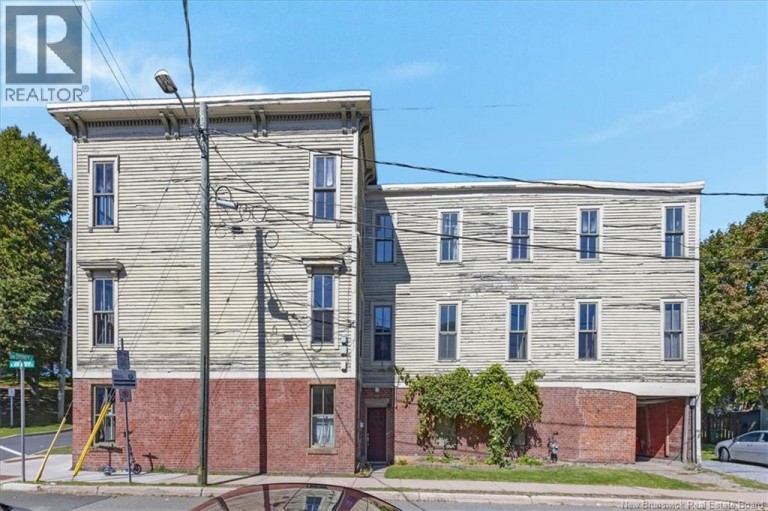 176 Sydney Street, Saint John, New Brunswick, E2L2M4