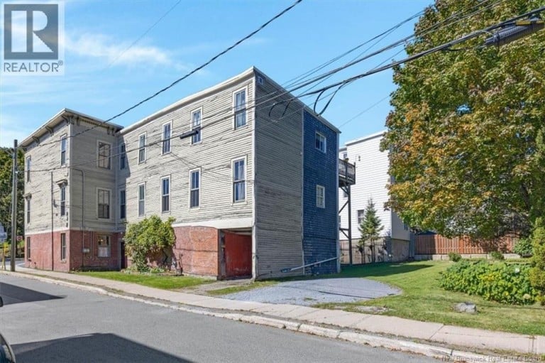 176 Sydney Street, Saint John, New Brunswick, E2L2M4