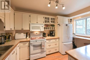36 - 441 BARRIE ROAD Orillia Ontario photo 11