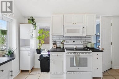 209 DUNDAS STREET E Quinte West (Trenton Ward) Ontario photo 10