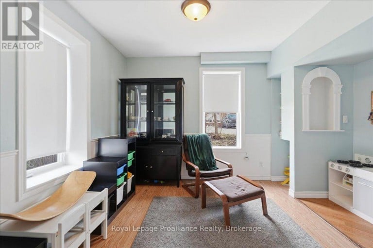 209 DUNDAS STREET E, Quinte West (Trenton Ward), Ontario, K8V1M1