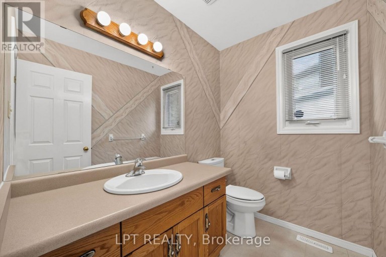 38 STONEYCREEK PLACE, London North (North C), Ontario, N5X3X4